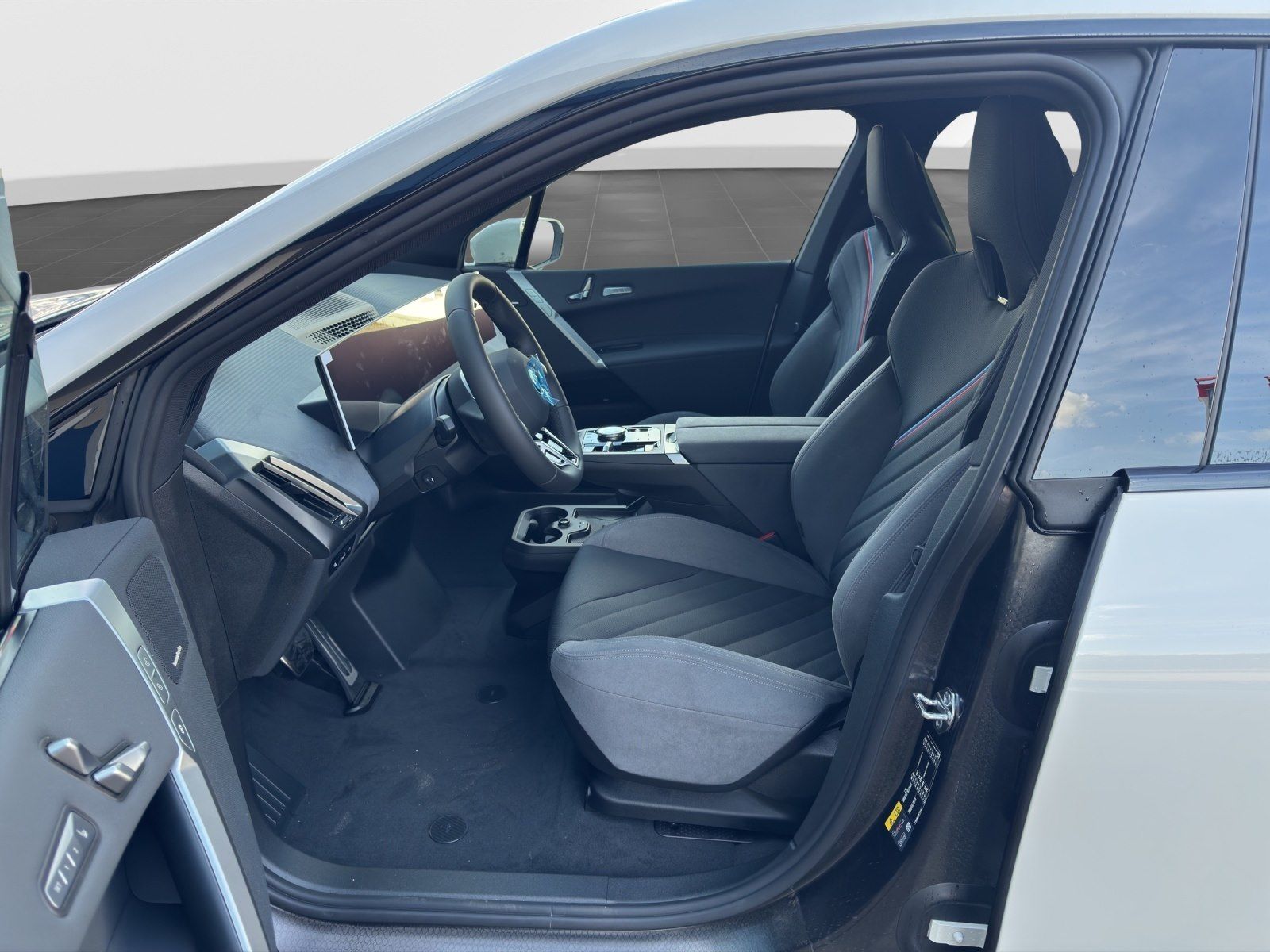 BMW iX - Bild 11