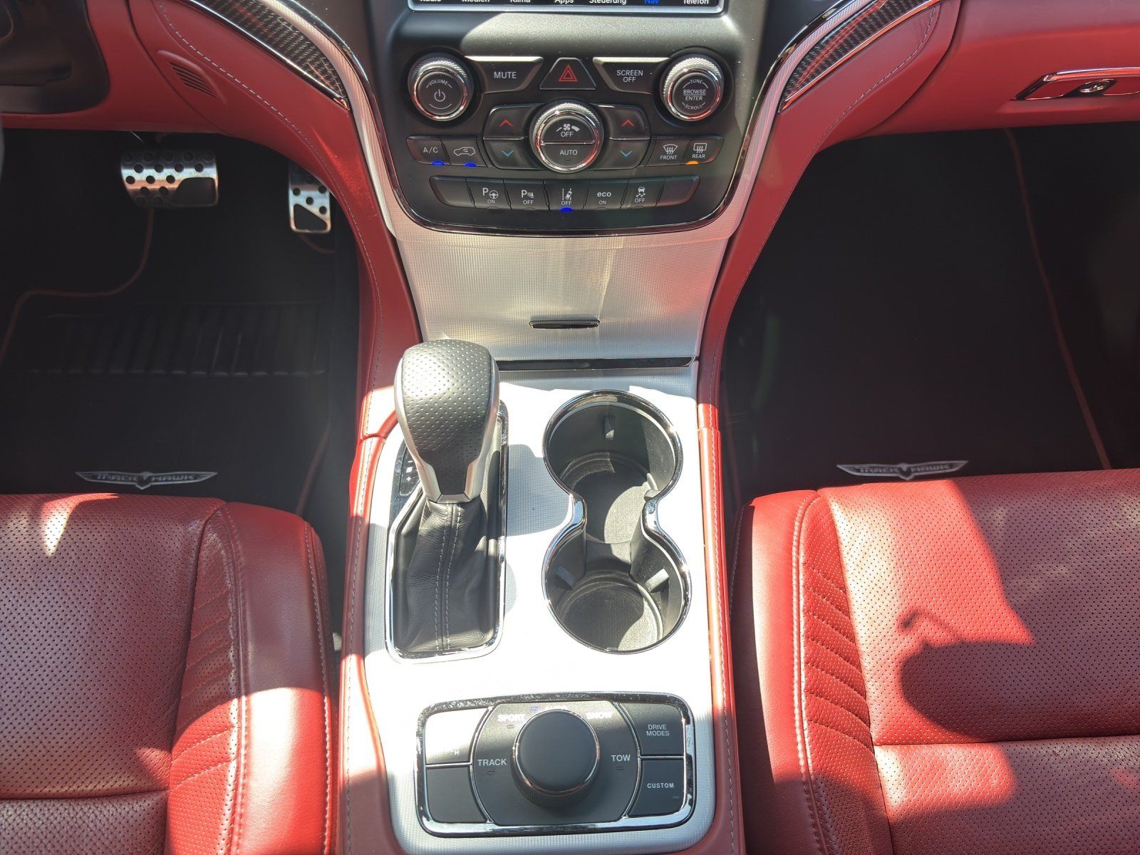 Fahrzeugabbildung Jeep Grand Cherokee 6.2 V8 Supercharged Trackhawk