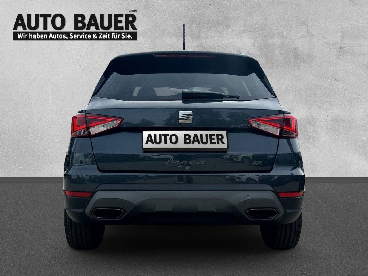 Fahrzeugabbildung SEAT Arona FR Black Edition 1.5 TSI 110 PS DSG - mit KI generiert/bearbeitet