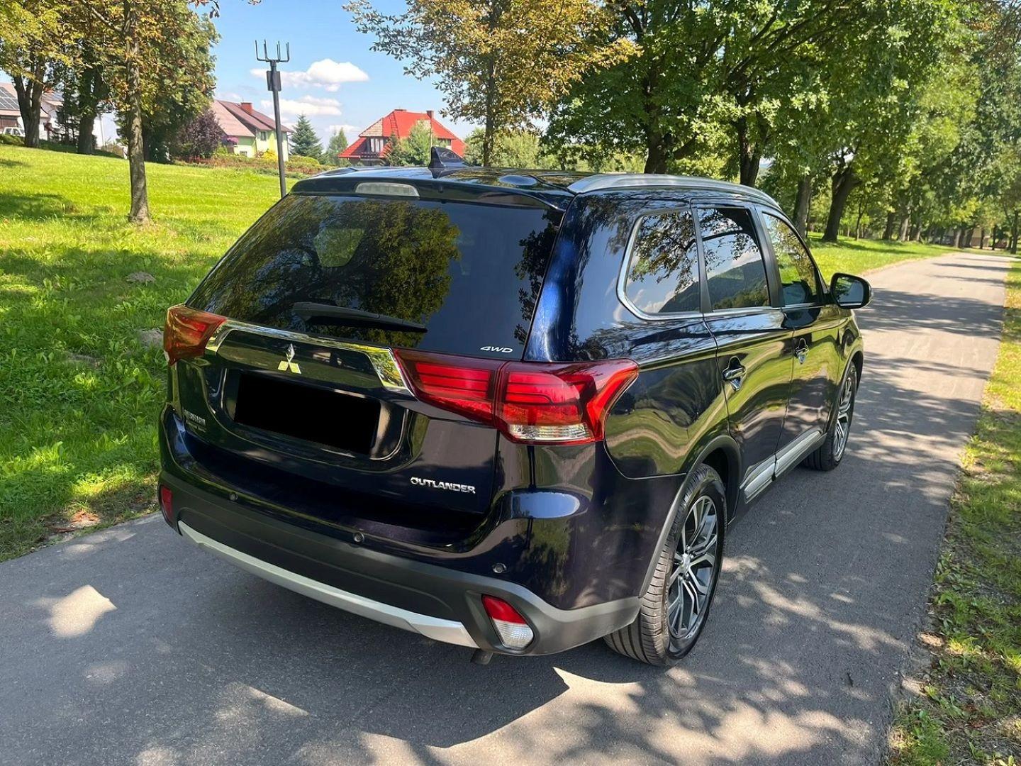Mitsubishi Outlander 2.0 MIVEC 150 PS ClearTec 4WD CVT Top