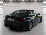 BMW 320i xDrive Limousine M Sport AHK Kamera HiFi - BMW 320 mit Benzin-Antrieb