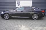 BMW 520d M-SPORTPAKET|VIRTUAL|HEAD-UP|KAMERA|LED|AHK - BMW 5er Reihe in Düsseldorf