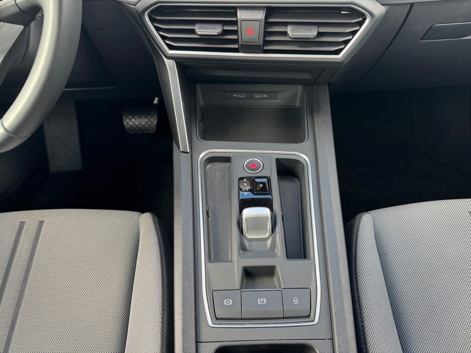 Fahrzeugabbildung SEAT Leon Style 1.0 eTSI