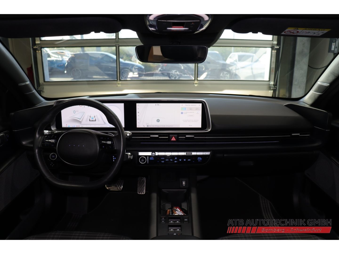 Fahrzeugabbildung Hyundai IONIQ 6 First Edition 77,4 kWh 4WD SOH 95,8% Nav