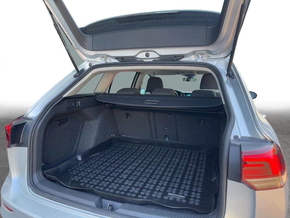 Volkswagen Golf Variant VIII 1.0 eTSI DSG Life LED SHZ PDC, миниатюра 6