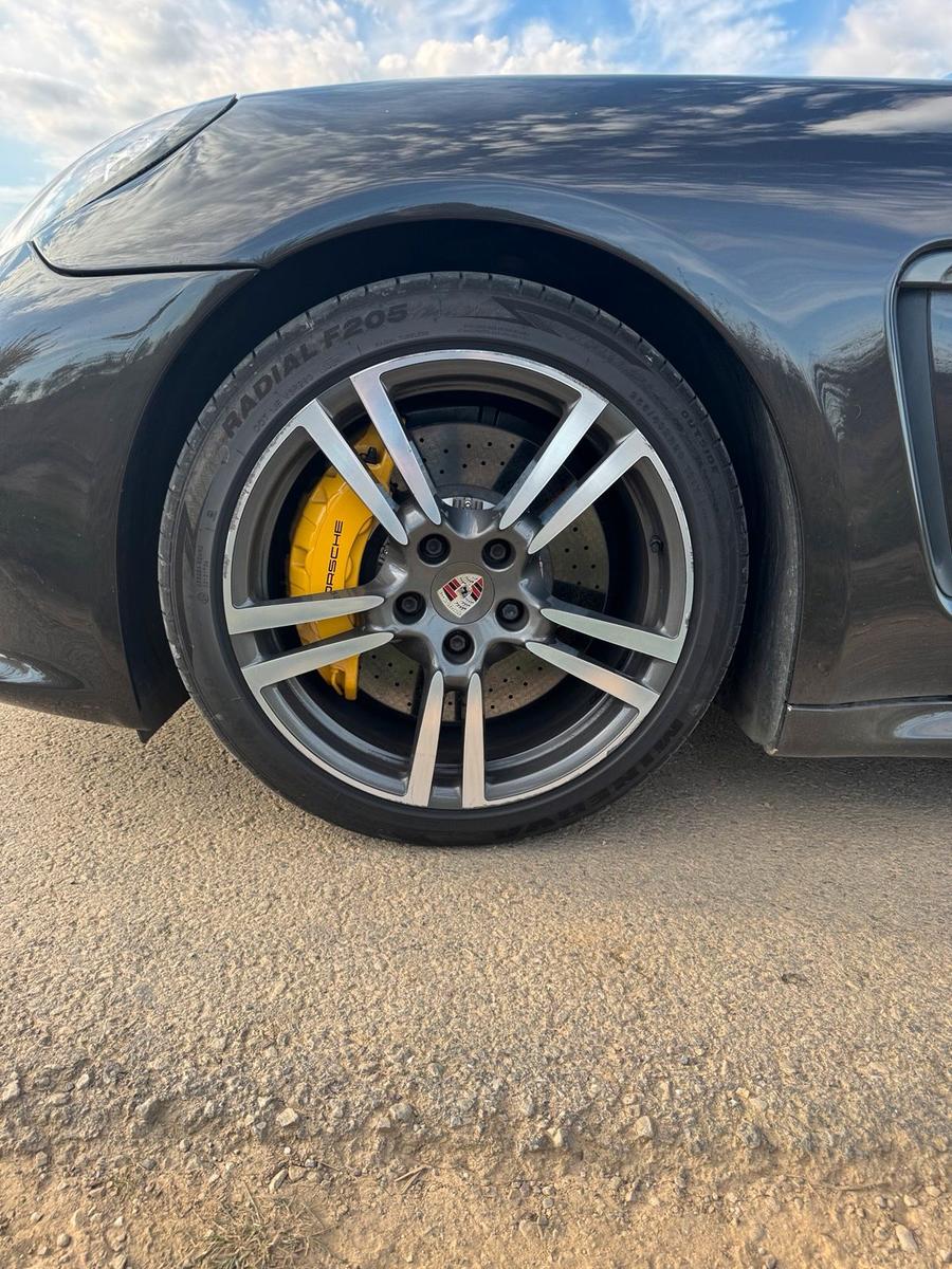 Porsche Panamera 4 S V8 400 PS PDK Sport Plus