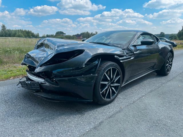 Aston Martin DB11 - NAVI/LEDER/LED