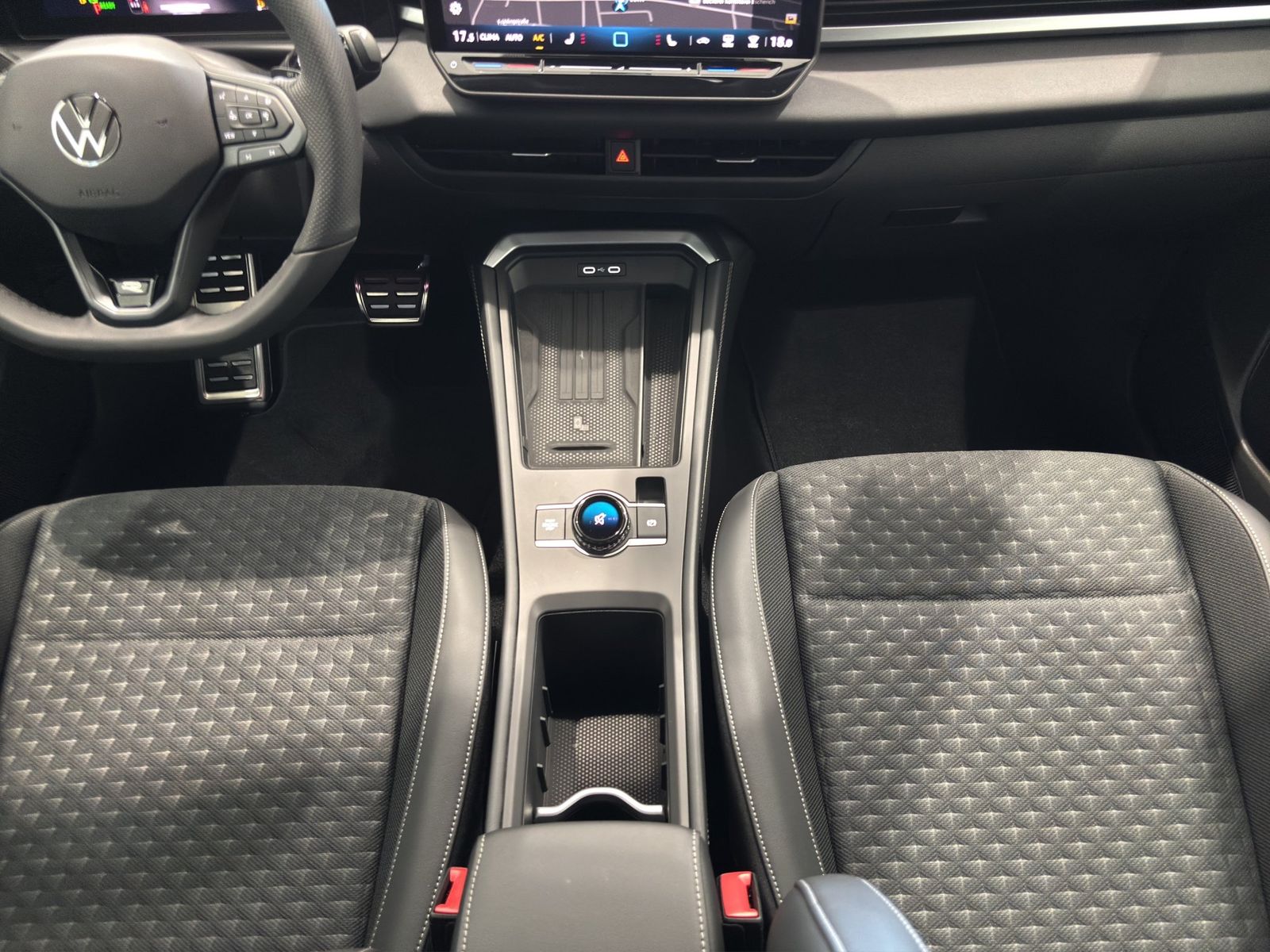 Volkswagen T-Roc - Bild 13