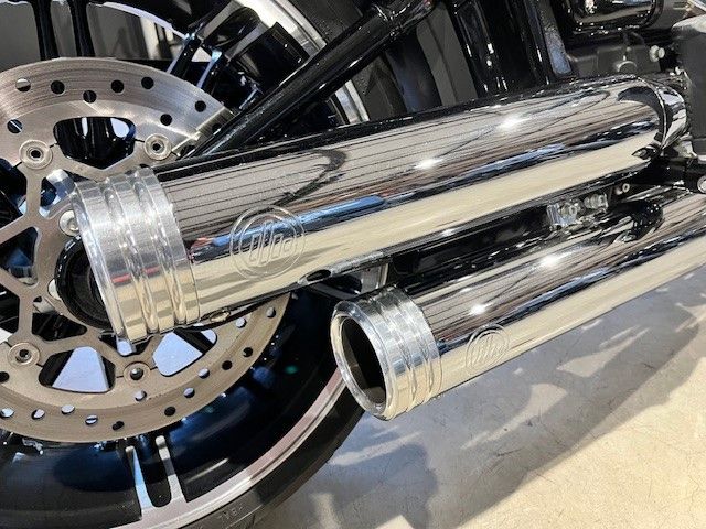 Fahrzeugabbildung Harley-Davidson FXBRS  Breakout 114 CUI mit Kesstech Auspuff