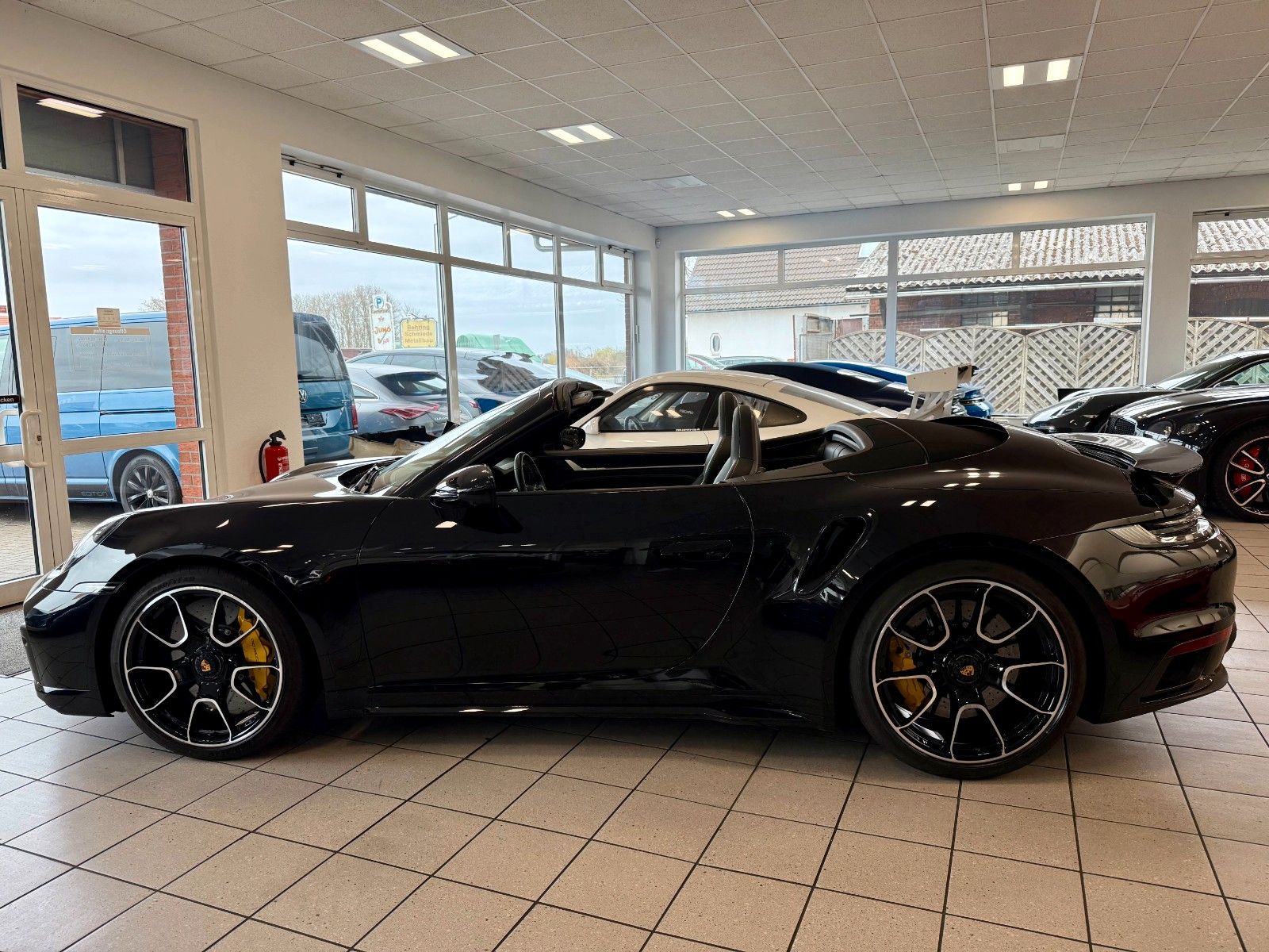 Fahrzeugabbildung Porsche 911 992 Turbo S Cabrio LIFT/Burmester/Keyless