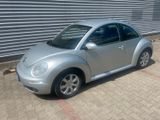 Volkswagen New Beetle Lim. 1.6 - Volkswagen New Beetle mit Benzin-Antrieb: Limousine, 1.6