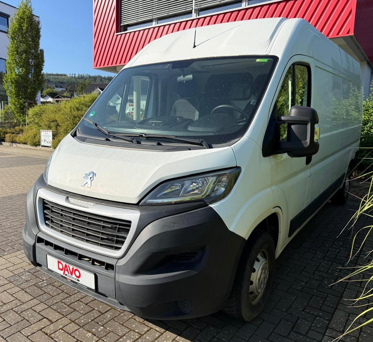 Peugeot Boxer Hochraum 335 L3H2 Premium Motorschaden