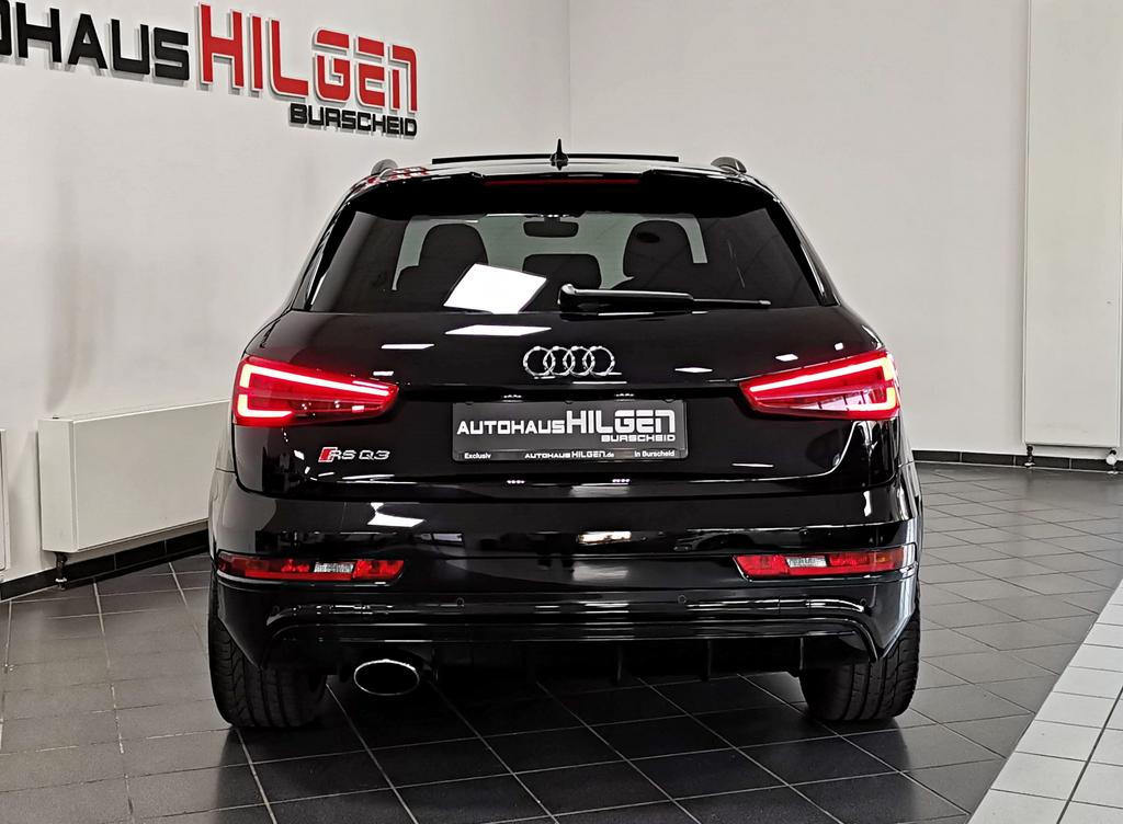 Audi RSQ3