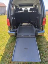 Volkswagen VW Caddy 2.0 TDI Automatik Rollstuhltransport - VW Caddy von privat
