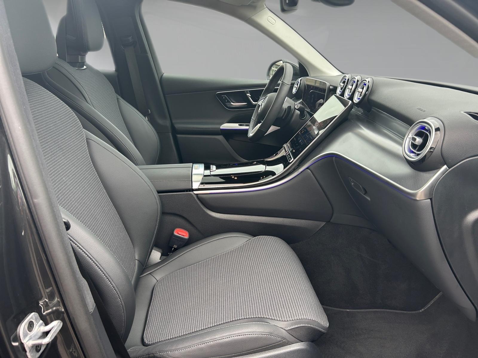 Mercedes-Benz GLC 220 d 4M Avantgarde+Pano+Memory+Kamera+LED