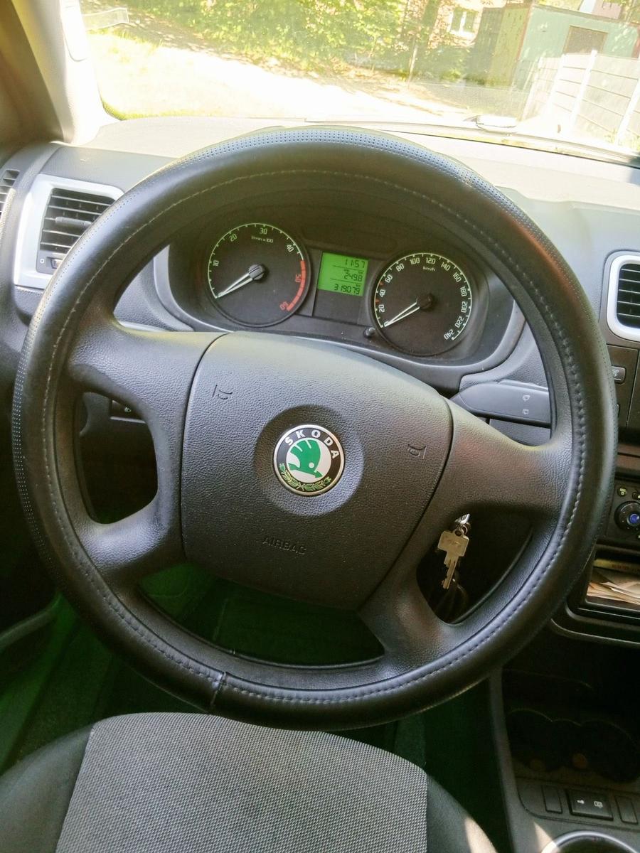 Skoda Fabia 2009 — photo 7