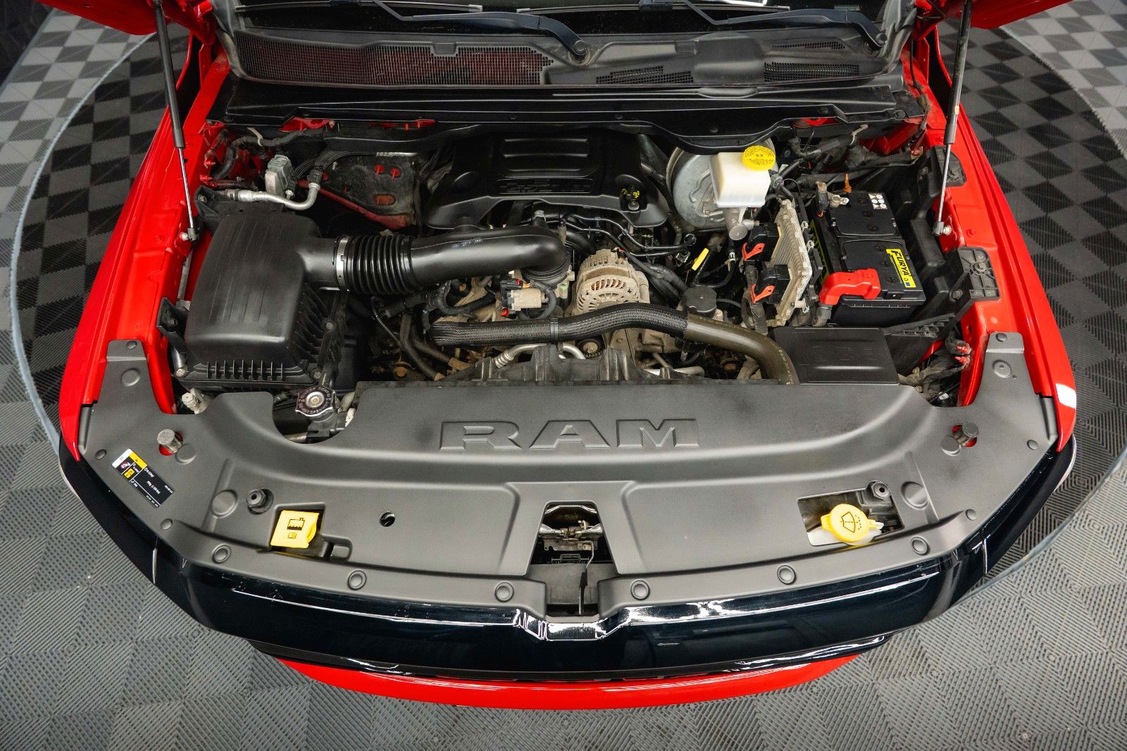 Fahrzeugabbildung Dodge RAM 5.7 V8 HEMI 4x4 RED DEVIL LONGBED Offroad