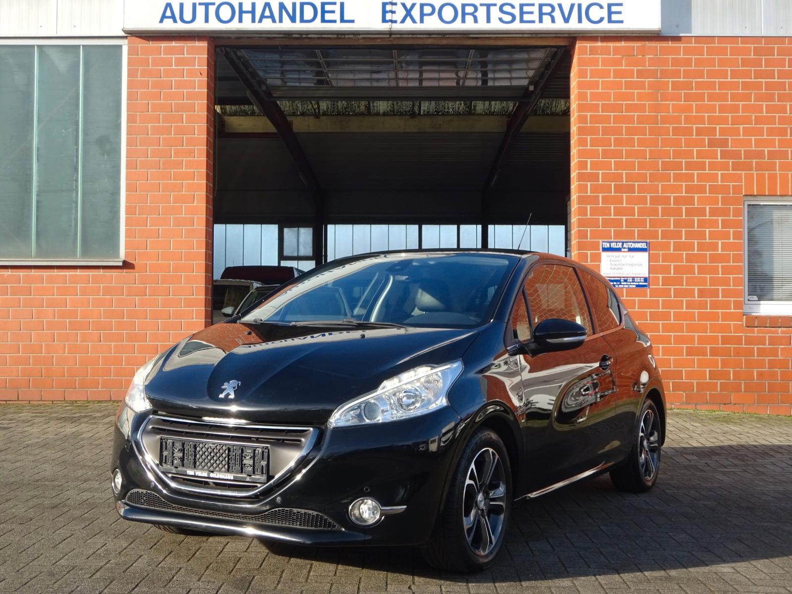 Peugeot 208 1.2i Intuitive, Leder, Navi , Cruise&Climate