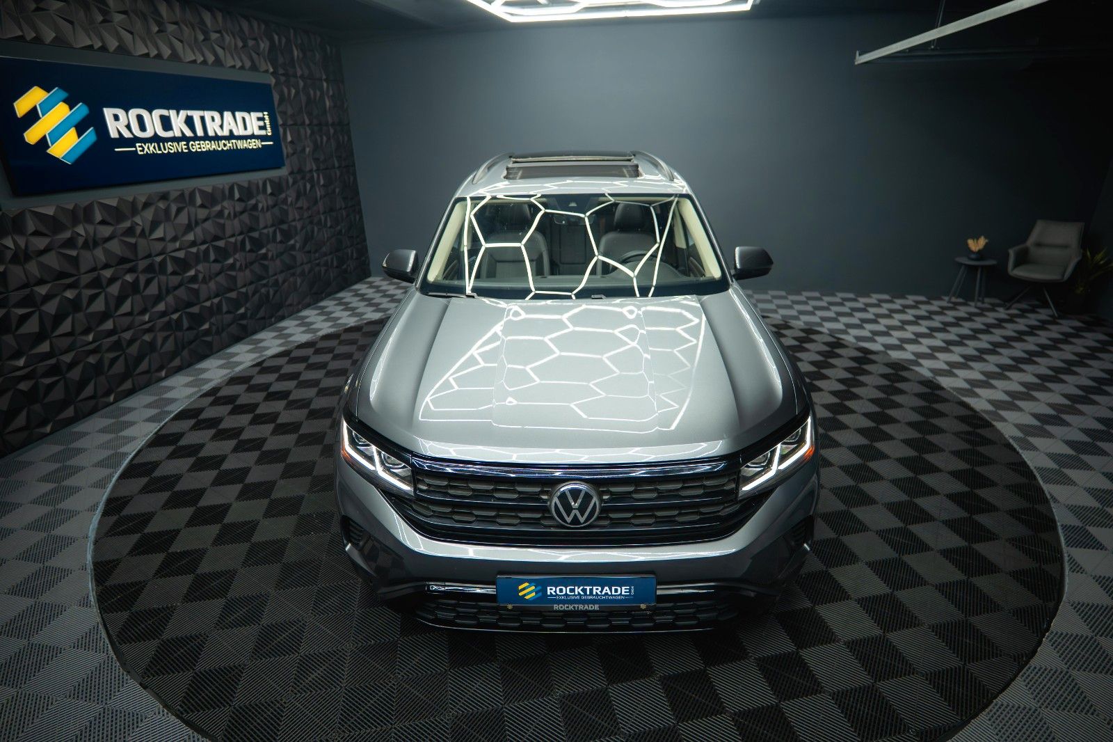 Fahrzeugabbildung Volkswagen ATLAS 3.6 4x4 SEL PREMIUM Black Line *7 Sitze*