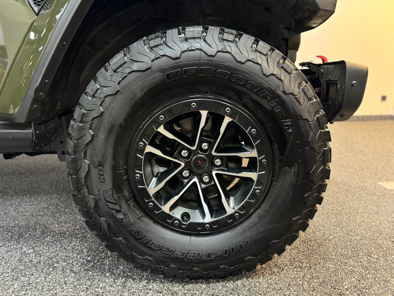 Fahrzeugabbildung Jeep WRANGLER RUBICON X 3.6L-V6 SEILWINDE-AHK-