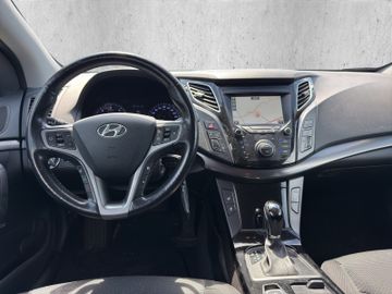 Hyundai i40 cw 1.7 CRDi Trend blue +Navi+SHZ+PDC+LM+AUT