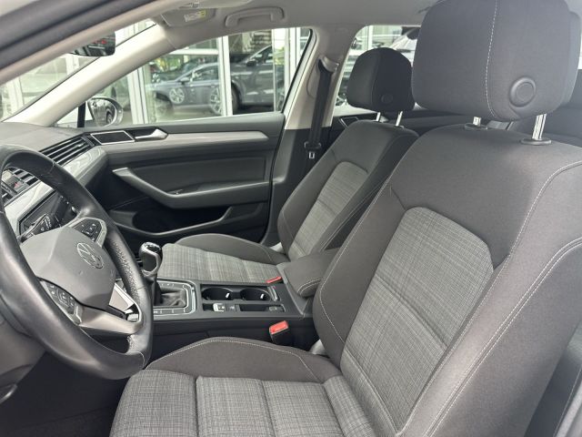 Passat Variant 2.0 TDI Business NAVI RFK LED SIT
