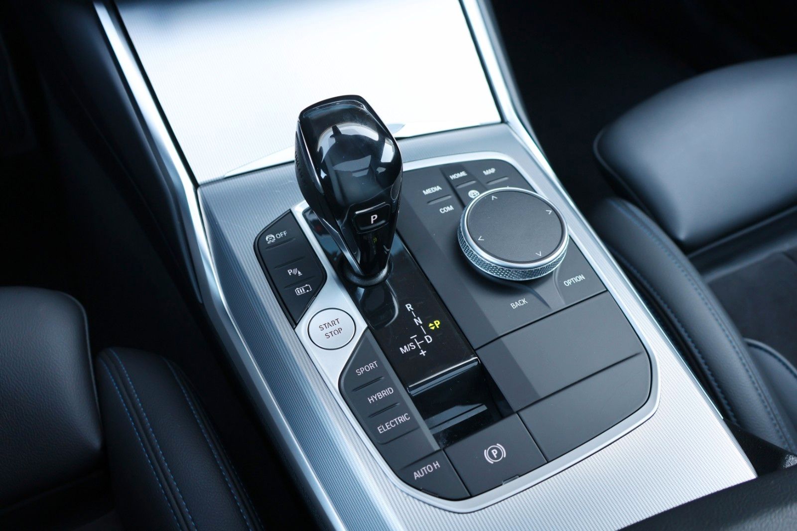 BMW 330e Touring Hybrid M/ACC/Cockpit/KAMERA/SPUR/19 foto 23