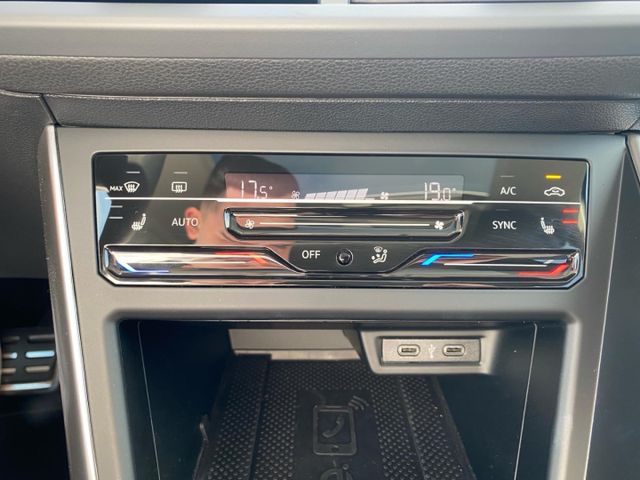 Polo VI Active 1.0 TSI AHK Panodach Navi