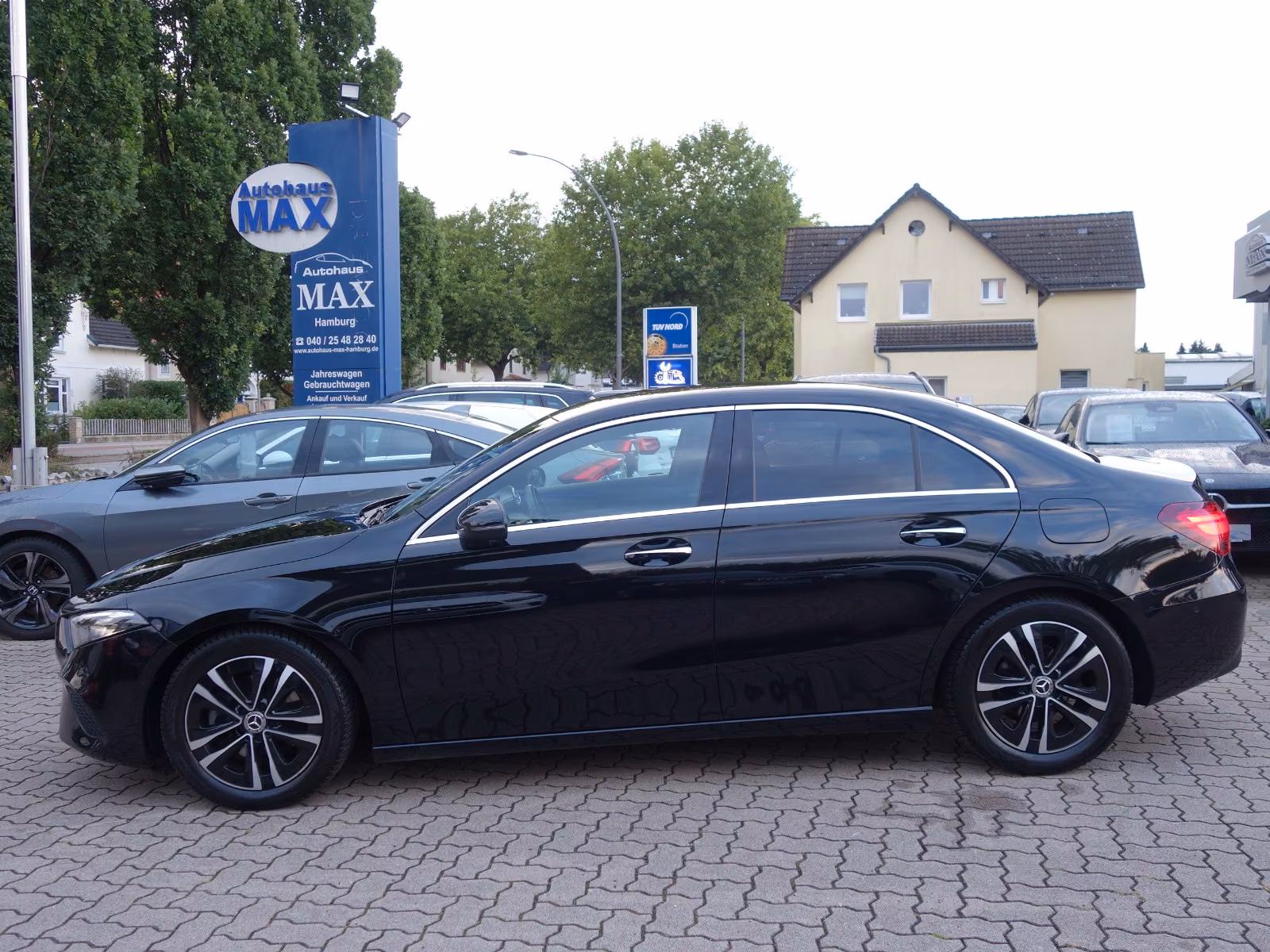 Mercedes-Benz A-Class 2.0D/Limousine/PROGRESSIVE/1-HAND, миниатюра 16