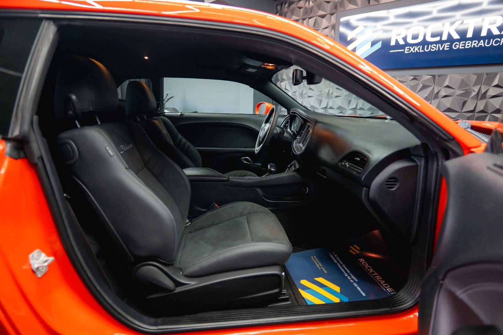 Fahrzeugabbildung Dodge Challenger 3.6 V6 GT SRT Styling *LED*Kamera*19%