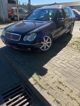 Mercedes-Benz MERCEDES C 270 CDI 2 Jahre TÜV - Mercedes-Benz C 270 Gebrauchtwagen