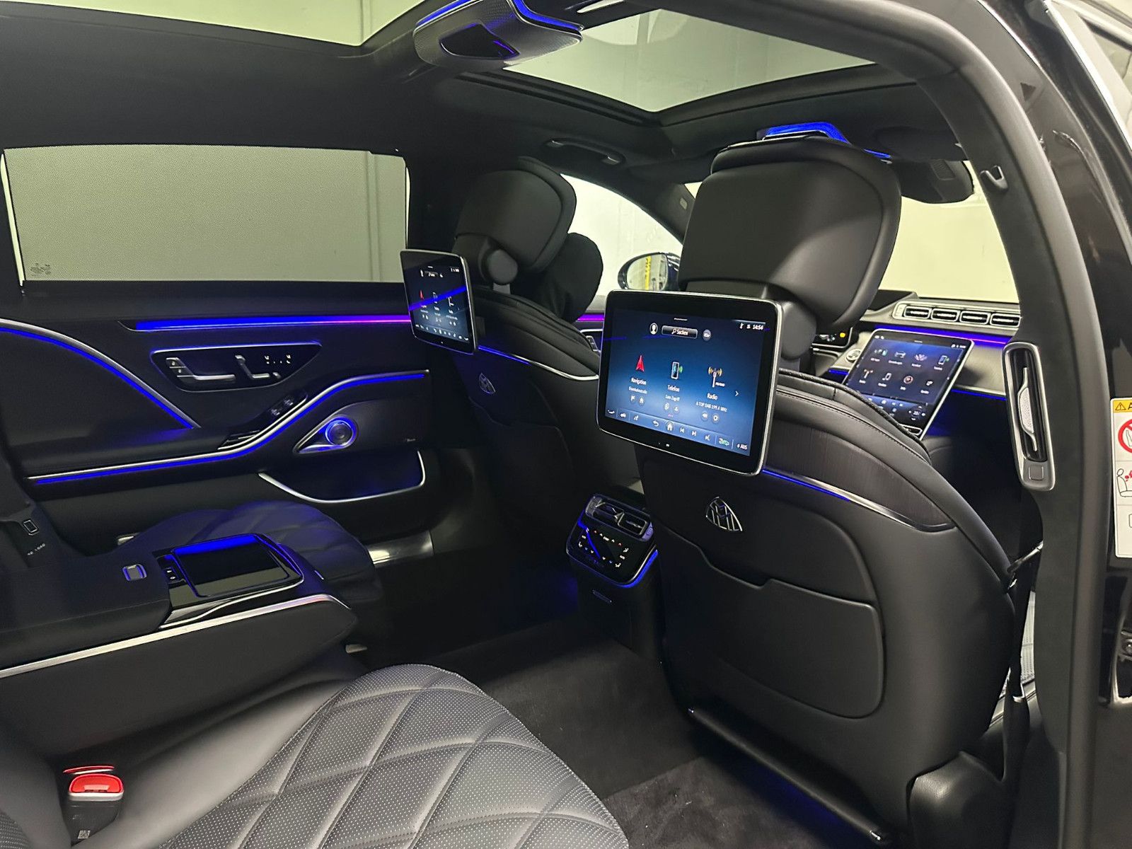 Fahrzeugabbildung Mercedes-Benz S 680 Maybach 4 matic *PANO*BURMESTER 4D*