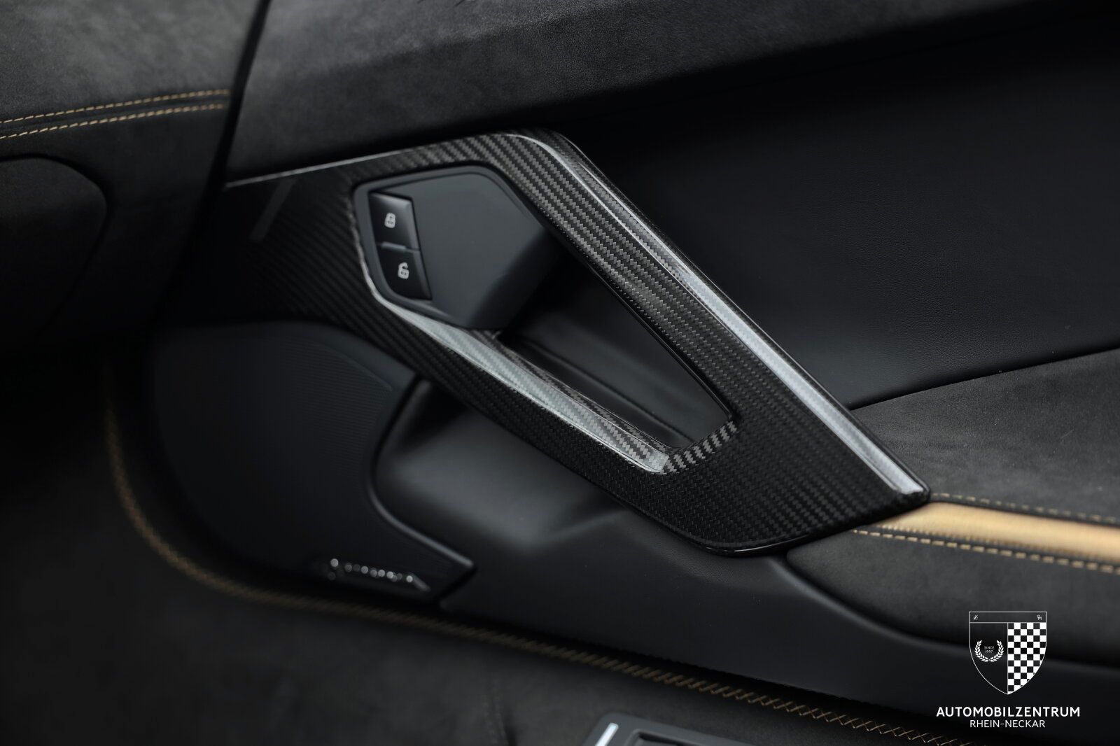 Lamborghini Aventador - Bild 27