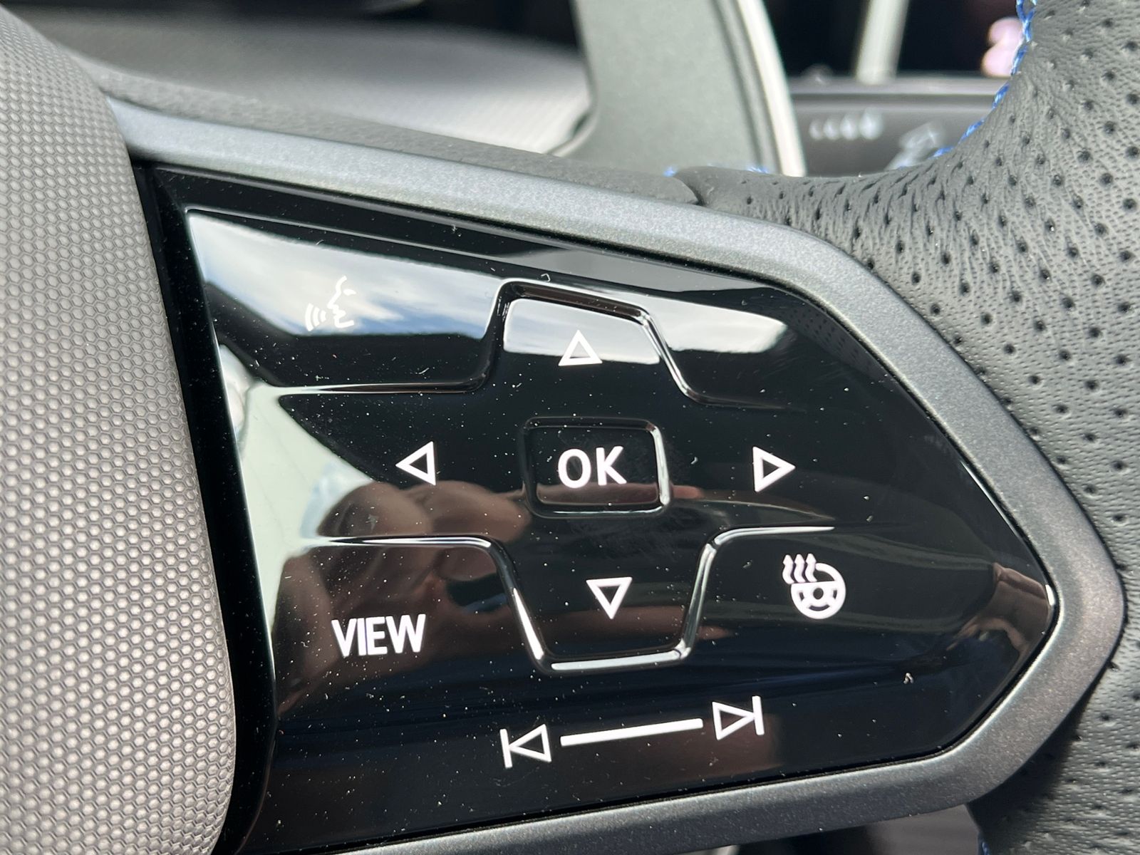 Fahrzeugabbildung Volkswagen Golf R 2.0 TSI DSG 4MOTION *Black-Style, Harman*