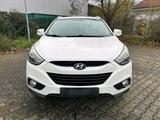 Hyundai ix35, 2.0 dizel automatik - Hyundai ix35 Gebrauchtwagen in Duisburg
