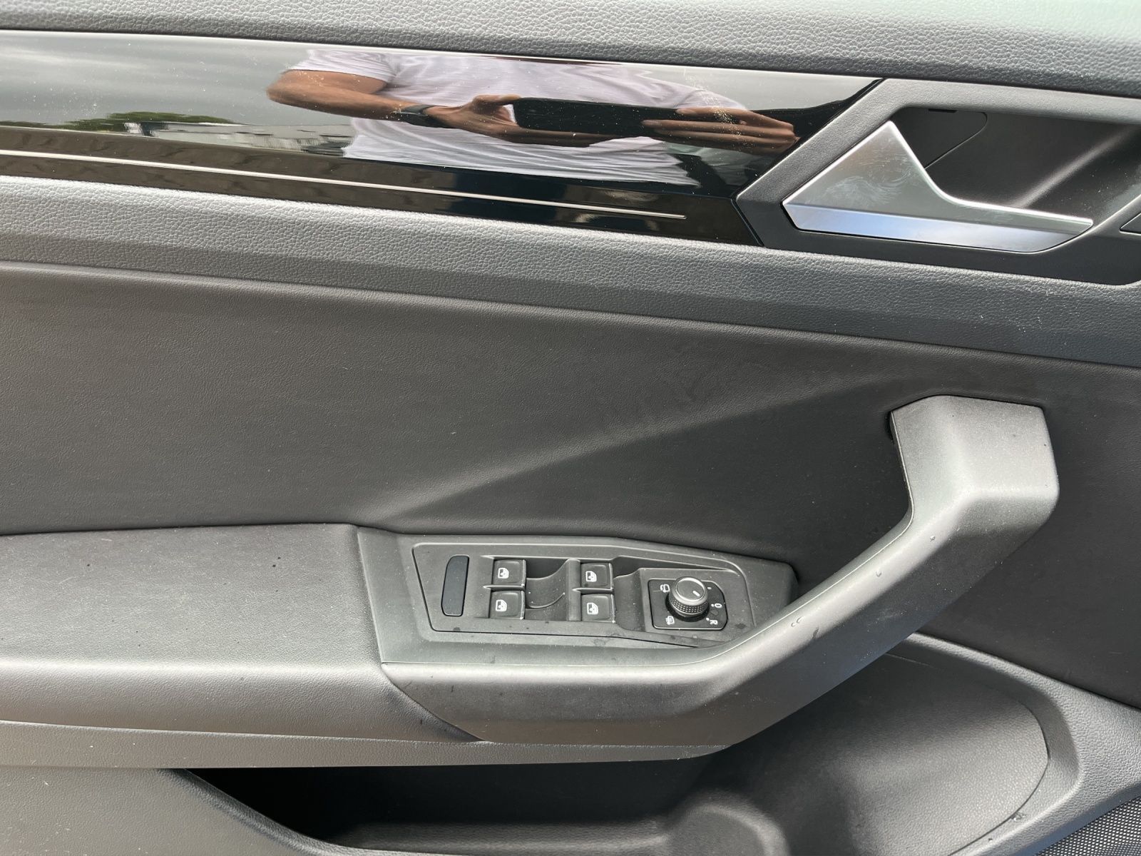 Volkswagen T-Roc - Bild 15