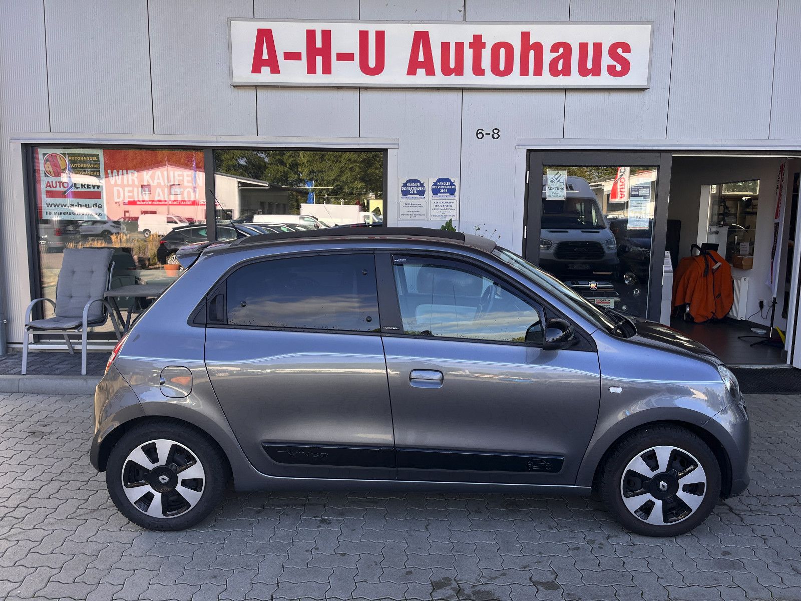 Fahrzeugabbildung Renault Twingo Limited Faltdach