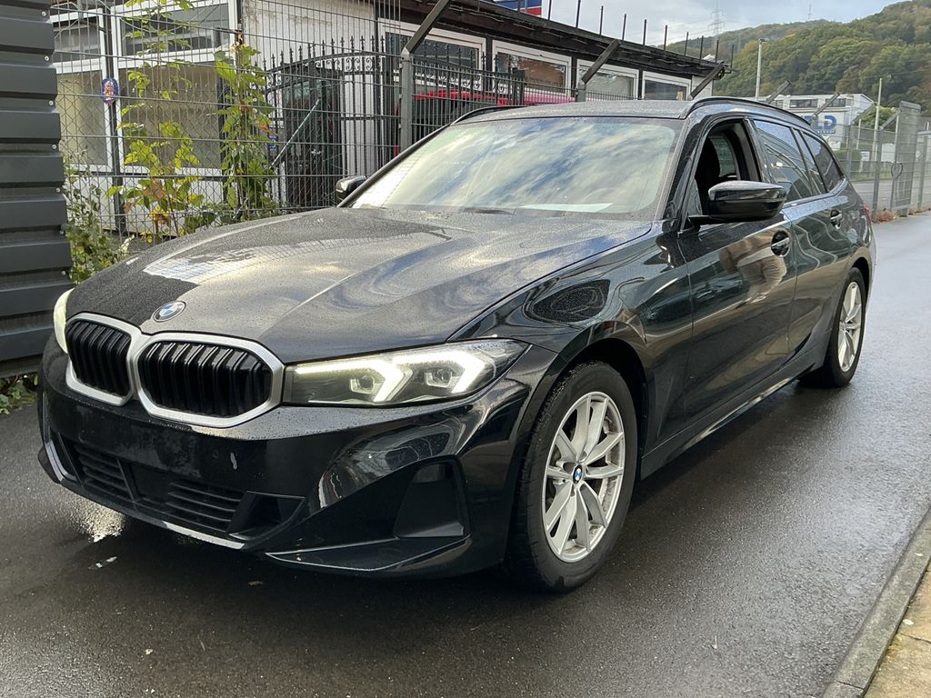 Image of BMW 320
