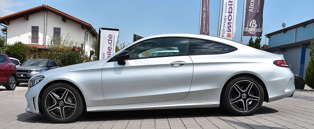 Image of Mercedes-Benz C 200