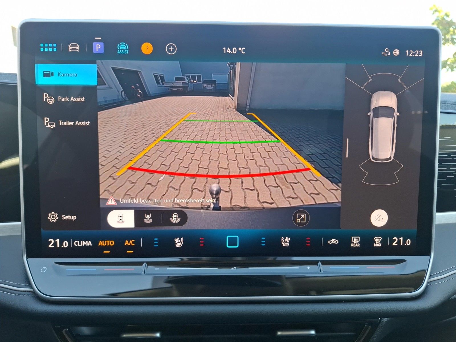Fahrzeugabbildung Volkswagen Passat Variant TDI Elegance DSG Matrix AHK Navi