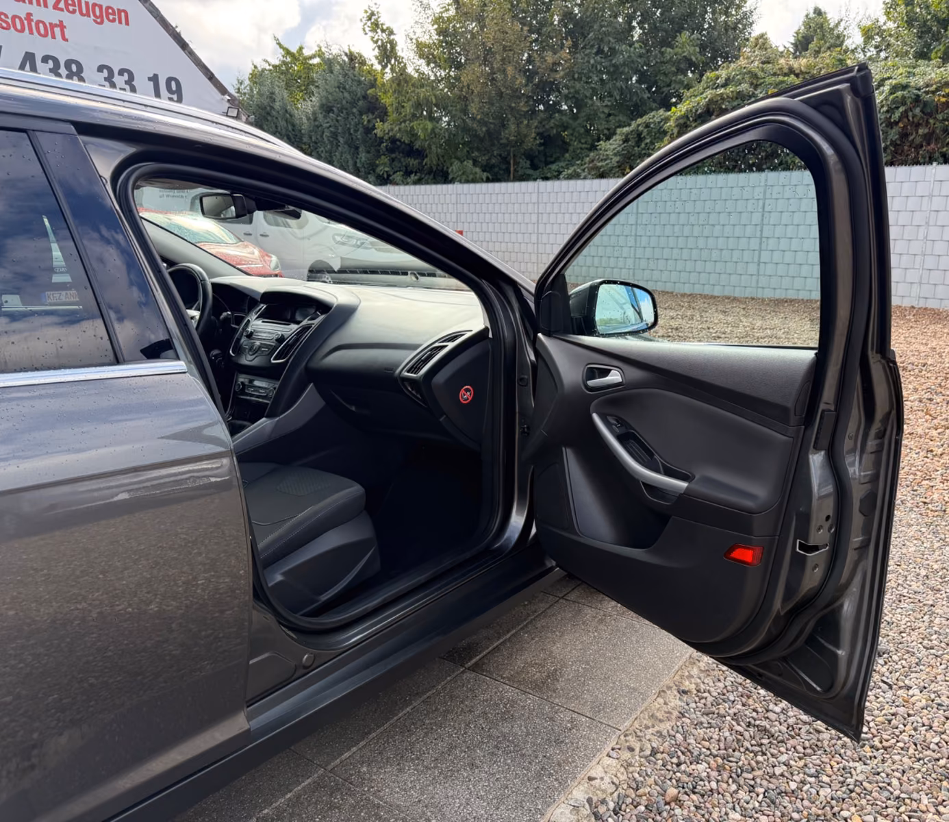 Ford Focus Turnier Sport Sportsitze Sport Lenkrad