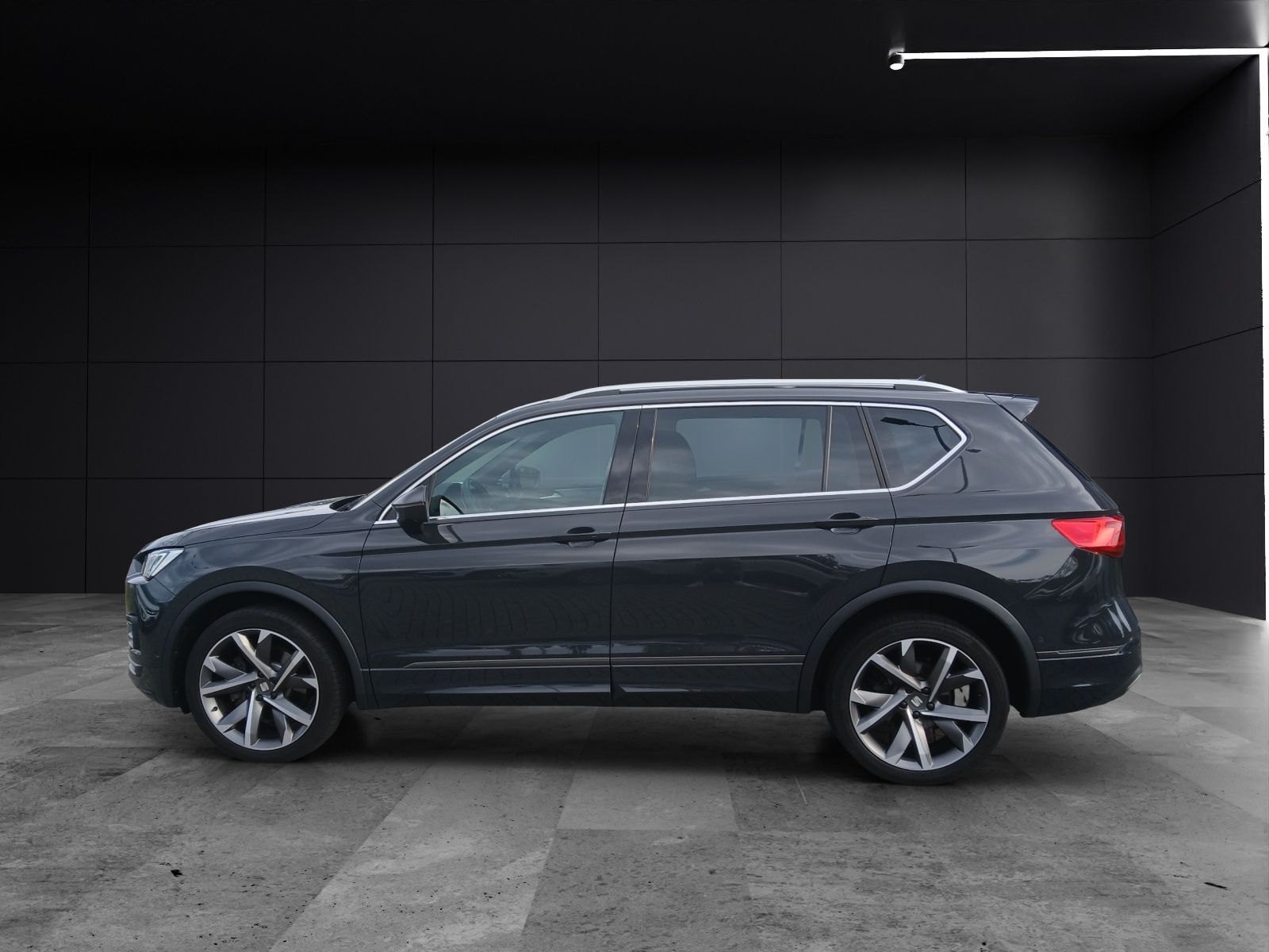 Fahrzeugabbildung SEAT Tarraco TDI FR-Line DSG 4Drive STH LED Navi AID