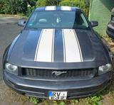 Ford Mustang - Ford Mustang aus 2006: Coupé