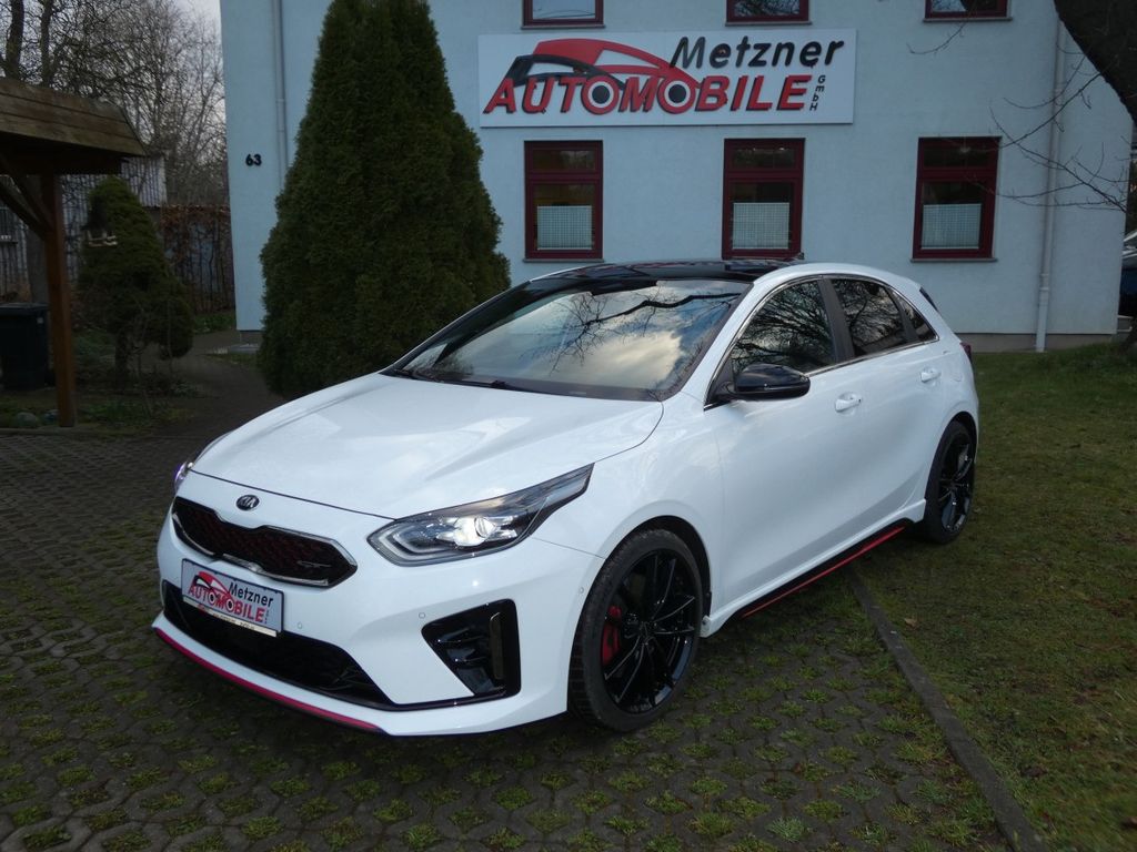 Kia cee'd / Ceed
