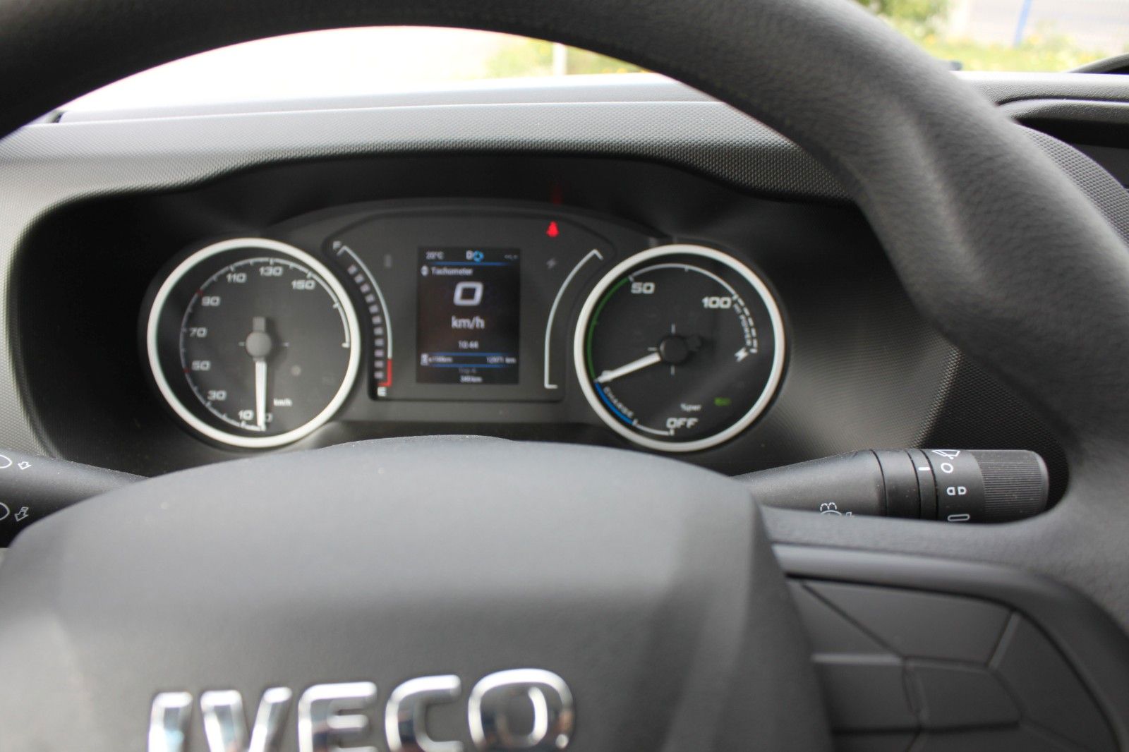 Fahrzeugabbildung Iveco e-Daily 35S14E