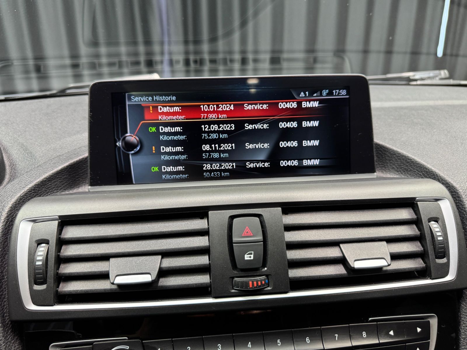 Fahrzeugabbildung BMW M140i xDrive|LEDER|NAVI|SCHIEBEDACH|AUTOMATIK|