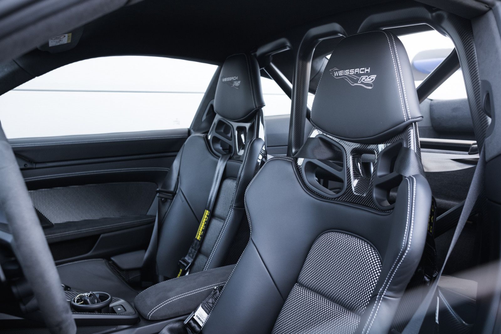 Fahrzeugabbildung Porsche 992/911 GT3 RS-PTS maritime-Lift-Weissach-PCCB