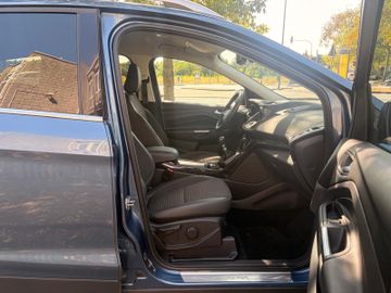 Ford Kuga - 11