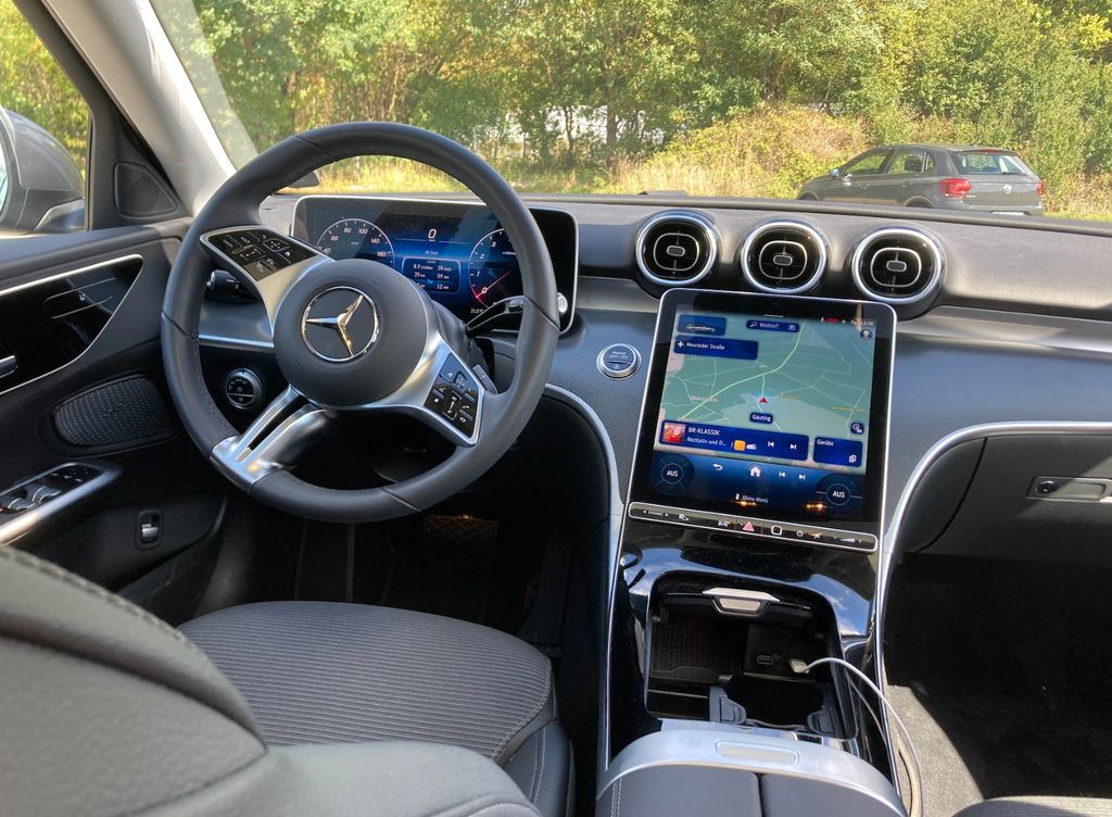 Image of Mercedes-Benz C 300