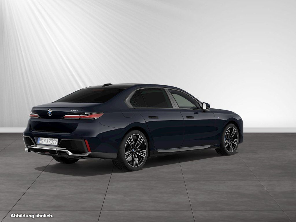 BMW 740d xDrive MSport|SkyLounge|B&WDiamond|21"LMR foto 2
